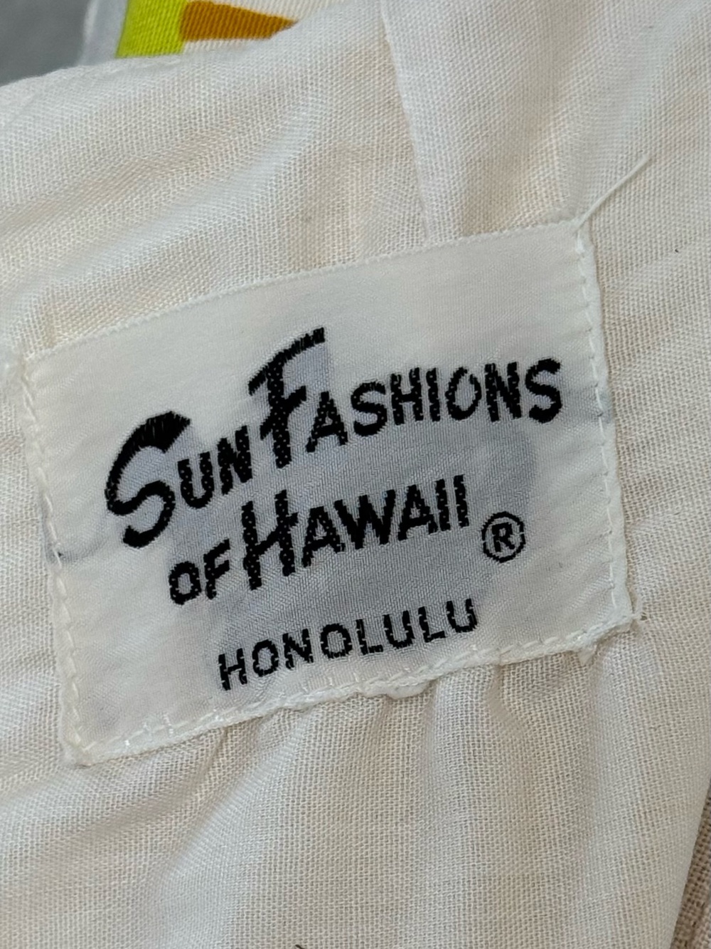 1960s Sun Fashions of Hawaii Dress - Picture 6 of 16